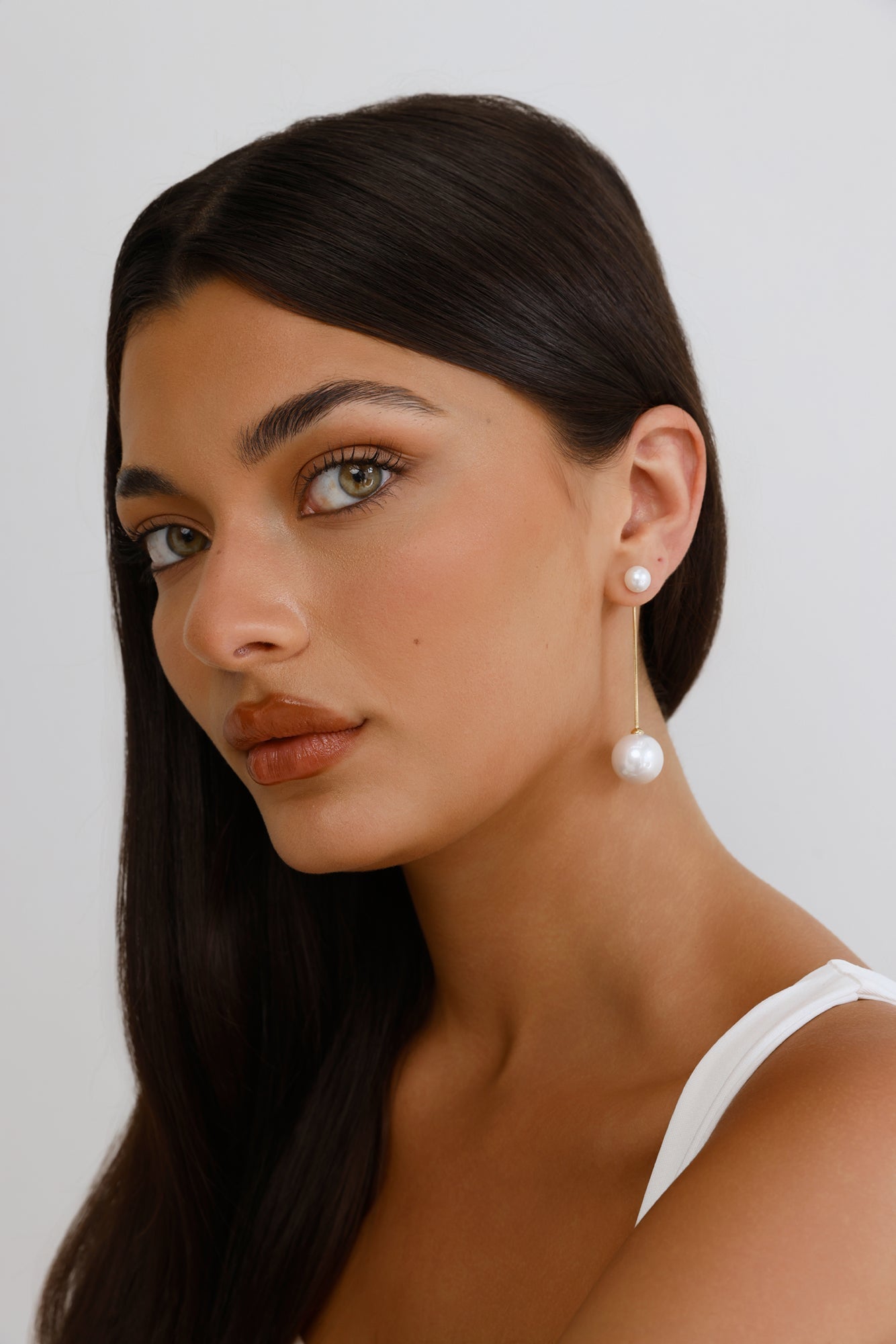 One To Want Earrings Gold